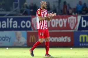 Ανατροπή στην ανατροπή και ΝΕΑ ΣΑΛΑΜΙΝΑ! (φώτος)
