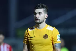 Ανατροπή στην ανατροπή και ΝΕΑ ΣΑΛΑΜΙΝΑ! (φώτος)