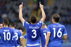 ΠΡΩΤΟ και ΧΡΥΣΟ ο Νικ!