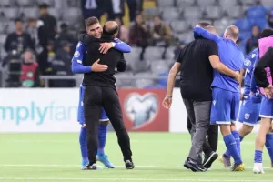 Διπλό με ΤΕΡΑΣΤΙΑ ανατροπή για την ΨΥΧΩΜΕΝΗ Εθνική μας! (Φώτος)