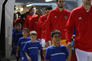 Εφιαλτική βραδιά και πεντάρα απ' την Ρωσία... (φώτος)
