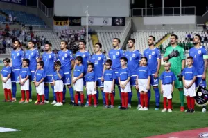 Εφιαλτική βραδιά και πεντάρα απ' την Ρωσία... (φώτος)