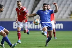 Εφιαλτική βραδιά και πεντάρα απ' την Ρωσία... (φώτος)