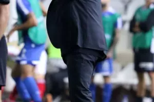 Εφιαλτική βραδιά και πεντάρα απ' την Ρωσία... (φώτος)