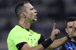Με RAYO SHOW... πήρε το ντέρμπι η Ανόρθωση! (φώτος)