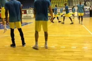 ΓΑΛΑΖΟΚΙΤΡΙΝΟ... το αιώνιο! (φώτος/βίντεο)