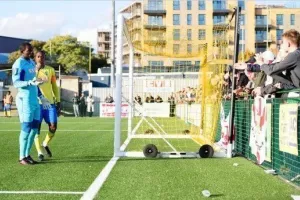 FA Cup/ ΔΙΑΚΟΠΗΚΕ αγώνας λόγω ρατσιστικής επίθεσης/ ΠΑΡΟΝΤΕΣ πέντε Κύπριοι! (Φώτος)