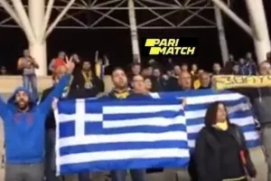 (ΒΙΝΤΕΟ kerkida) Οι ΑΠΟΕΛίστες τραγουδούν τον Εθνικό Ύμνο με Ελληνικές σημαίες!