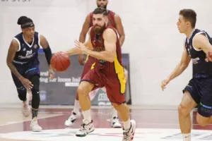 (ΦΩΤΟΣ) Άνετα ο Κεραυνός! 