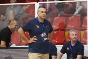 (ΦΩΤΟΣ) Άνετα ο Κεραυνός! 