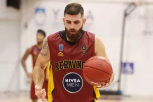 (ΦΩΤΟΣ) Άνετα ο Κεραυνός! 