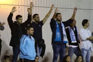 ΕΣΠΑΣΑΝ καρδιές και "Χ" στο φινάλε με... ΦΩΝΕΣ! (φώτος)
