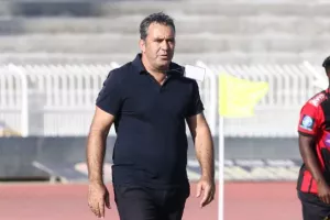 ΔΙΠΛΟ και πρώτη νίκη με Μπούλα (Φώτος)