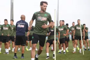 Επανήλθε στο κανονικό πρόγραμμα o Φάουστο