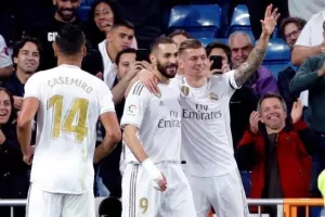 Καυτός BIG BENZ, πέντε η Βασίλισσα! (στιγμιότυπα)