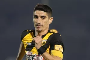 Μάνταλος: «Τα επόμενα τρία ματς θα καθορίσουν πολλά για την ΑΕΚ»