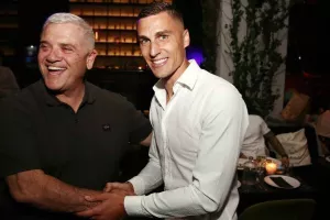 Όλη η Α.Ε.Κ. στα γενέθλια του Βράνιες!