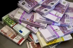Σκανδαλάκια και ΣΚΑΝΔΑΛΑ