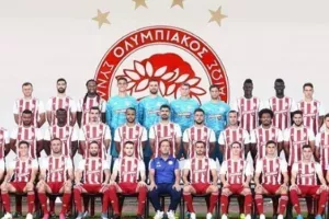 Η επίσημη φωτογράφιση του Ολυμπιακού