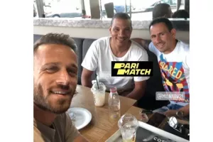 ΑΠΟΕΛίστικο… reunion στη Λευκωσία