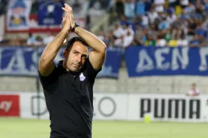 ΑΝΑΡΤΗΣΗ με "νιάου" για Σωφρόνη