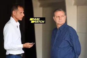 Στο ΕΞΩΤΕΡΙΚΟ για μεταγραφικούς ΣΤΟΧΟΥΣ