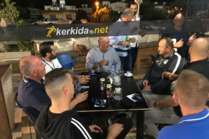 Το γιόρτασαν με μπυρίτσα και ουίσκι! (φώτος)