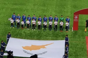 (ΒΙΝΤΕΟ) Ο Εθνικός Ύμνος στην "Αστάνα Αρένα"