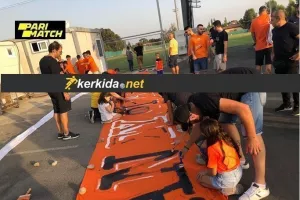 Το (νέο) πανό των "μικρών" Πορτοκαλί (φώτος)