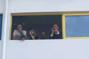 Τέτι/ΑΝΟΙΚΤΗ γραμμή!