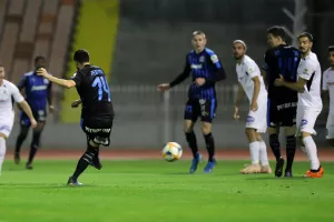 9 μήνες/Απόλλων