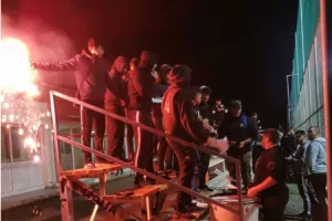 Ζεστό... κοινό!