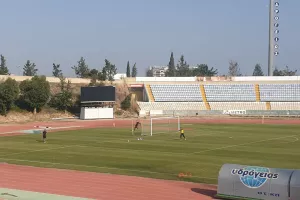 ΤΡΙΠΟΝΤΟ με Σάλιτς (φώτος) 