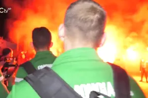 Ομόνοια/Βίντεο... από την έκπληξη των οργανωμένων