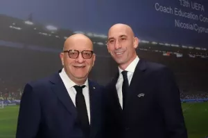 Για να πετύχεις στην UEFA!!