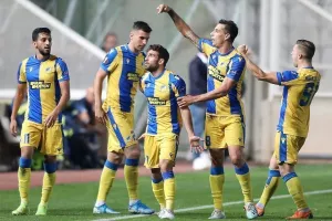 16-18 παίκτες/ΑΠΟΕΛ