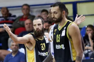 Ρεκόρ από Γιαννόπουλο και Χρυσικόπουλο στην 30άρα της ΑΕΚ