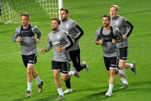 «Γκαζώνει» ενόψει Ολυμπιακού ο ΠΑΟΚ