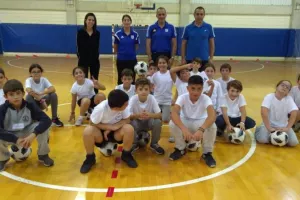 Συνεχίζονται τα μαθήματα ποδοσφαίρου στο πλαίσιο προγράμματος του Υπουργείου Παιδείας
