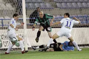 ΦΩΤΟΣ/To 2006 "Χ" ο Oλυμπιακός στο ΠΑΠ