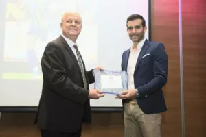 ΦΩΤΟΣ/Όμορφη βραδιά Γενεθλίων και βραβεύσεων για το ΑΠΟΕΛ
