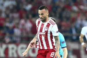 Με τρεις στο κέντρο κόντρα στην Τότεναμ