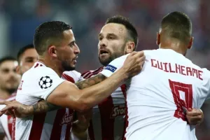 Τους πήρε όλους στην αποστολή για Μπάγερν ο Μαρτίνς