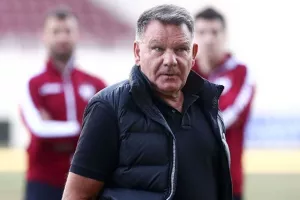 Κούγιας: "Σε βλέπω Πρόεδρο της UEFA και το γιο σου στη Γιουβέντους"