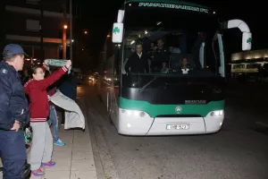 «Ζεστή» υποδοχή για τον Παναθηναϊκό στο Αγρίνιο (φώτος)