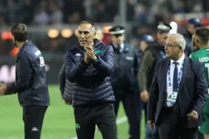 Το «χειροκρότημα» του Δώνη... 