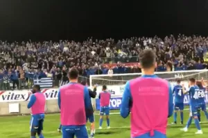 (ΒΙΝΤΕΟ) Τέλος με "Χώμα που περπάτησα" και "Σηκωτό"
