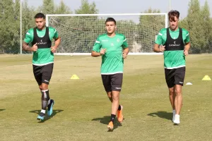 ΚΛΙΚΣ... απ' το "Ηλίας Πούλλος"