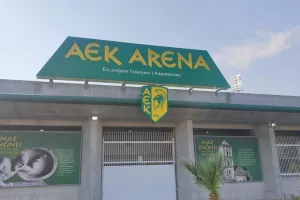 ΝΤΕΡΜΠΙ...φωτιά!
