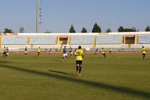 ΤΡΙΠΟΝΤΟ με Σάλιτς (φώτος) 